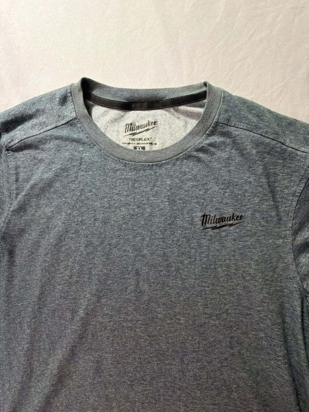 Milwaukee FreeFlex Men’s XL Gray Performance Work Shirt Stretch Moisture Wicking